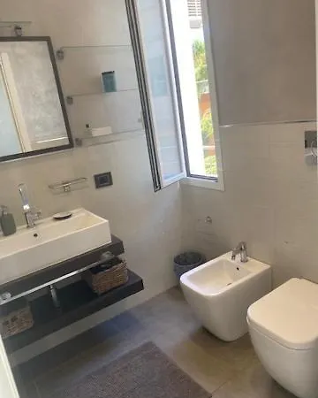 Philhouse, Jacuzzi Seaview & Bbq Appartement