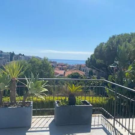 Appartement Philhouse, Jacuzzi Seaview & Bbq San Remo