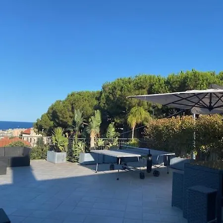 Apartament Philhouse, Jacuzzi Seaview & Bbq San Remo