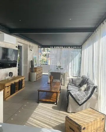 Philhouse, Jacuzzi Seaview & Bbq *