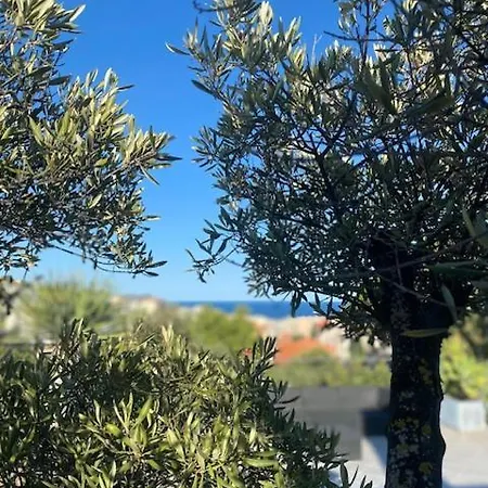 Apartament Philhouse, Jacuzzi Seaview & Bbq San Remo